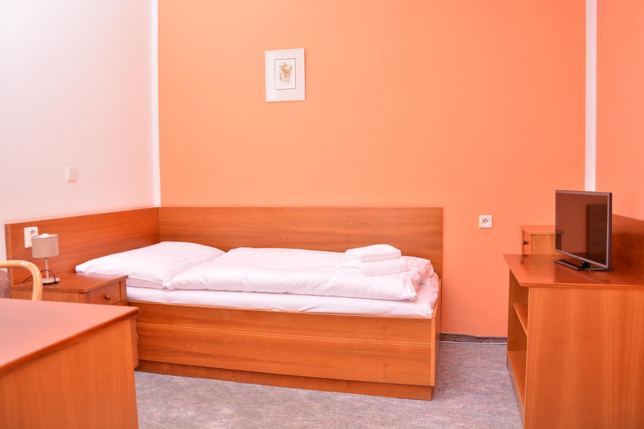 Hotel Pizzeria Istria Velke Losiny Luaran gambar