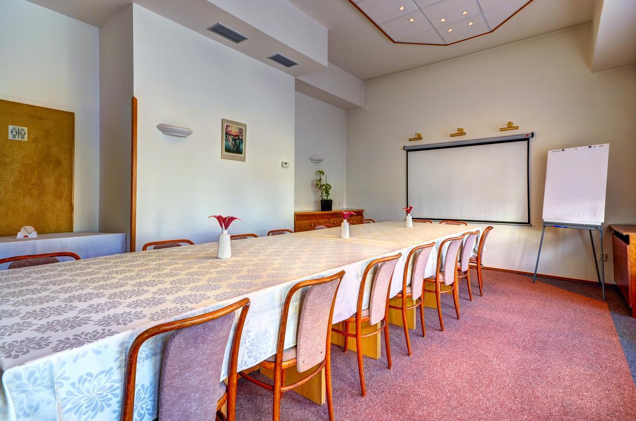 Hotel Pizzeria Istria Velke Losiny Luaran gambar