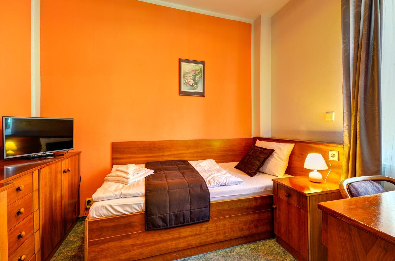 Hotel Pizzeria Istria Velke Losiny Luaran gambar