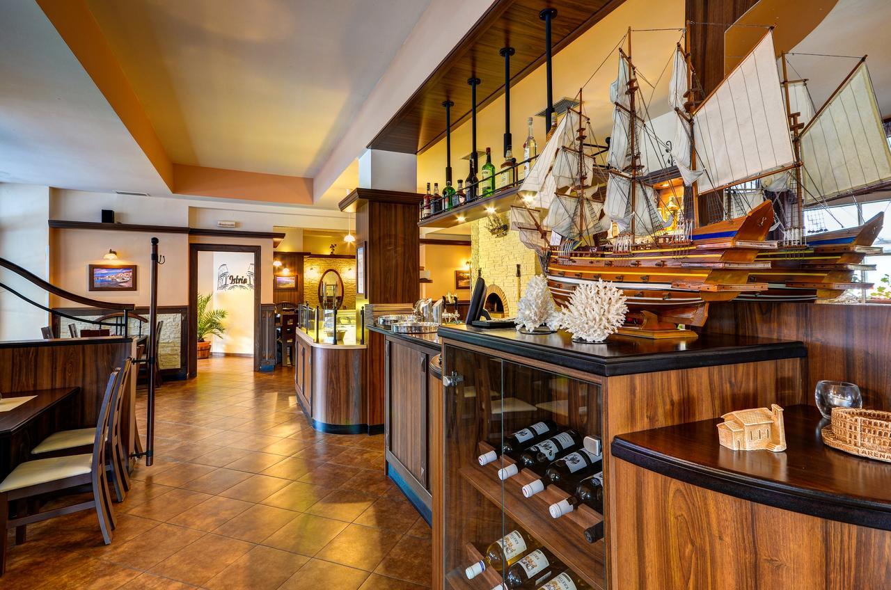 Hotel Pizzeria Istria Velke Losiny Luaran gambar