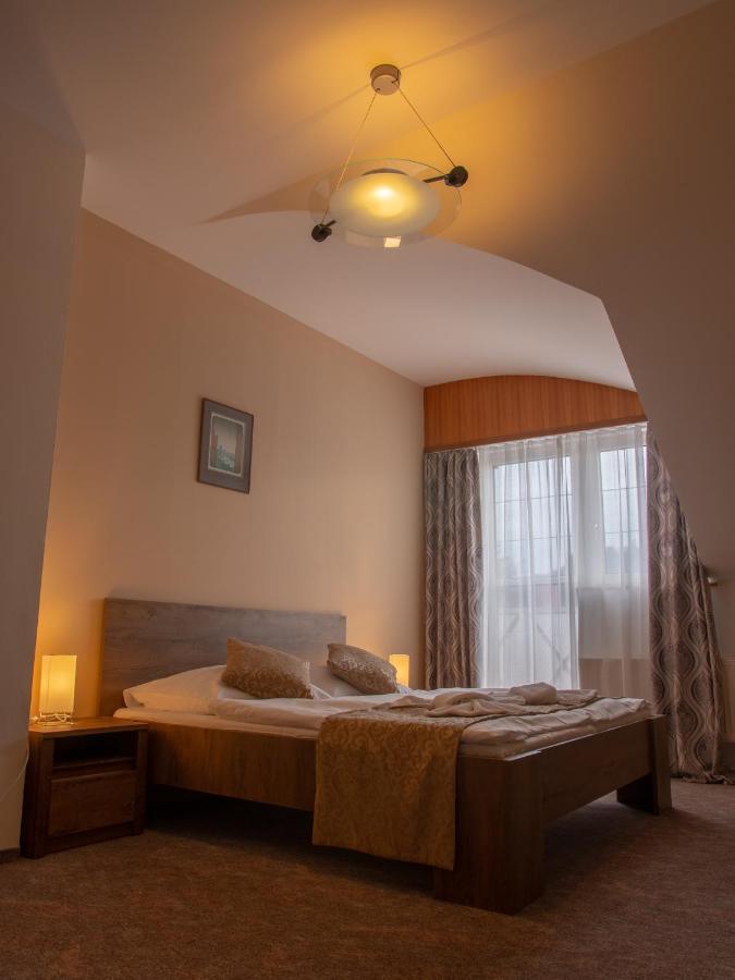 Hotel Pizzeria Istria Velke Losiny Luaran gambar